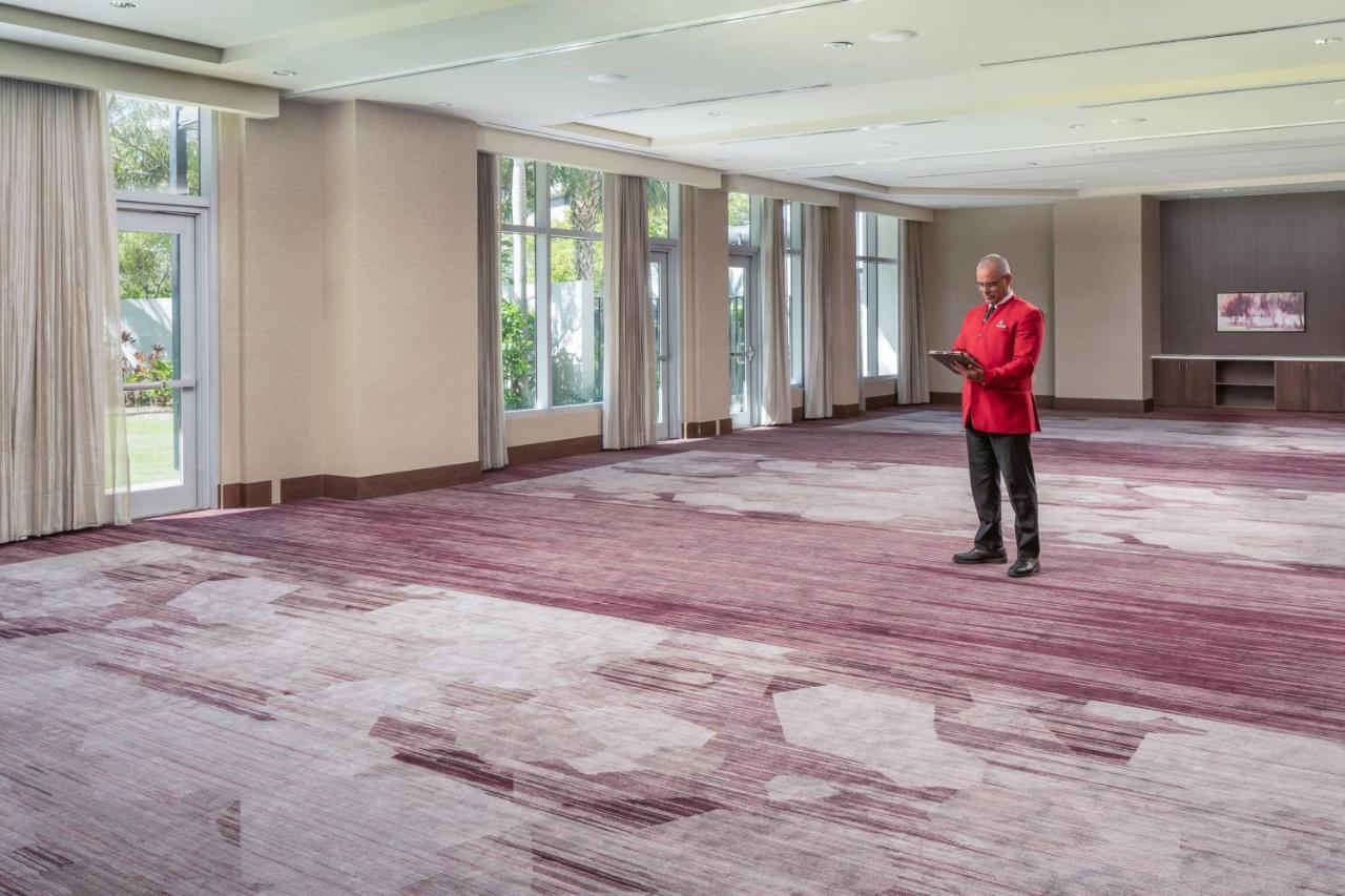 Courtyard By Marriott Miami Airport Hotell Exteriör bild