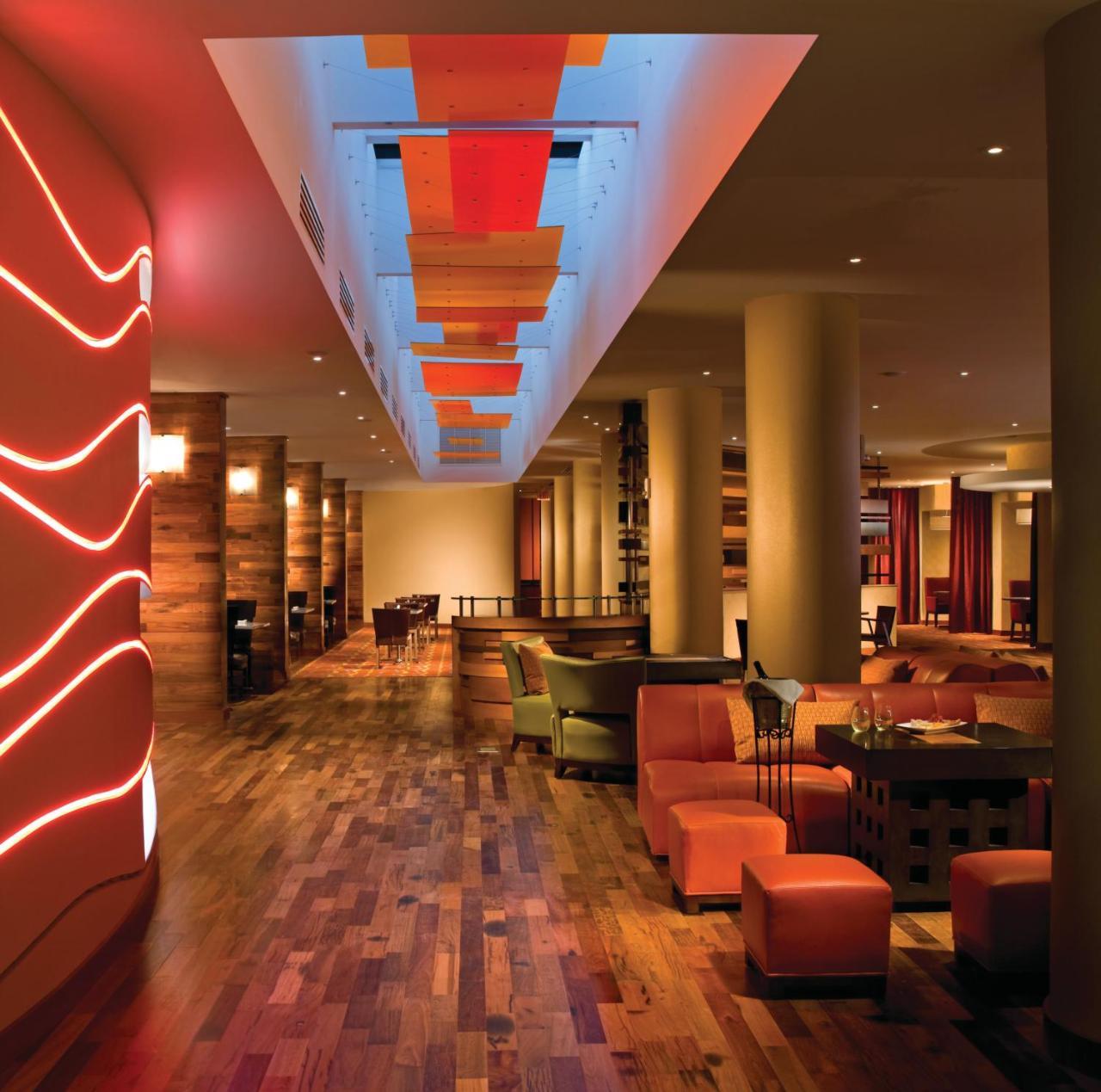Courtyard By Marriott Miami Airport Hotell Exteriör bild