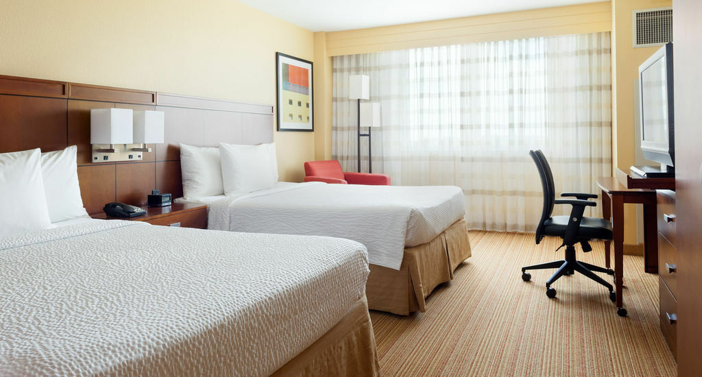 Courtyard By Marriott Miami Airport Hotell Exteriör bild