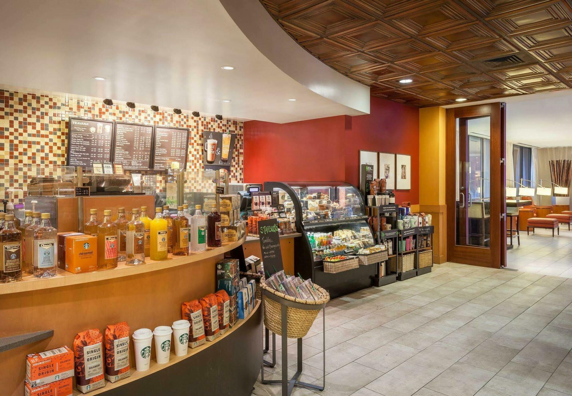 Courtyard By Marriott Miami Airport Hotell Exteriör bild
